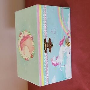 Jewelkeeper Musical Jewelry Box, Unicorn Rainbow Design with Pullout Drawer